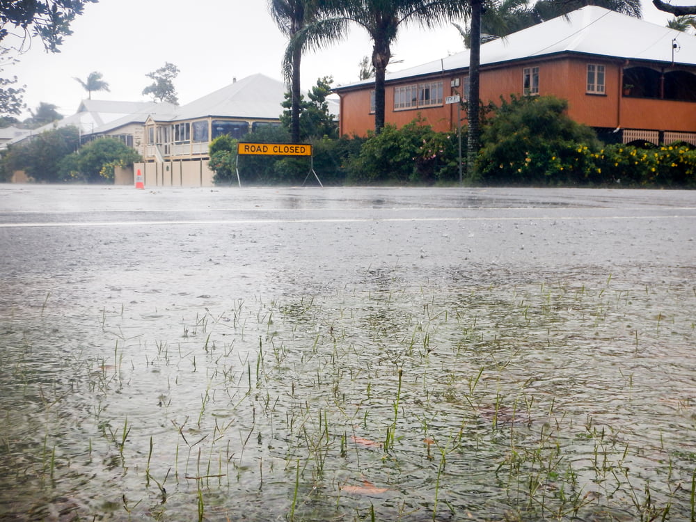 Sandgate Floods - Building inspectors in Sandgate check for flood damage, Free floodwise property report