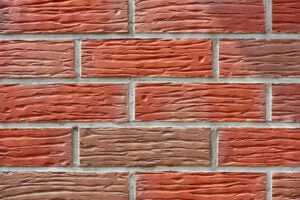 House-hunting for brick homes? Not all “brick” homes are created equal – here’s what you need to know about brick veneer houses before you buy.