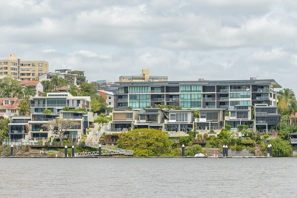 Inner Brisbane suburb on the river.