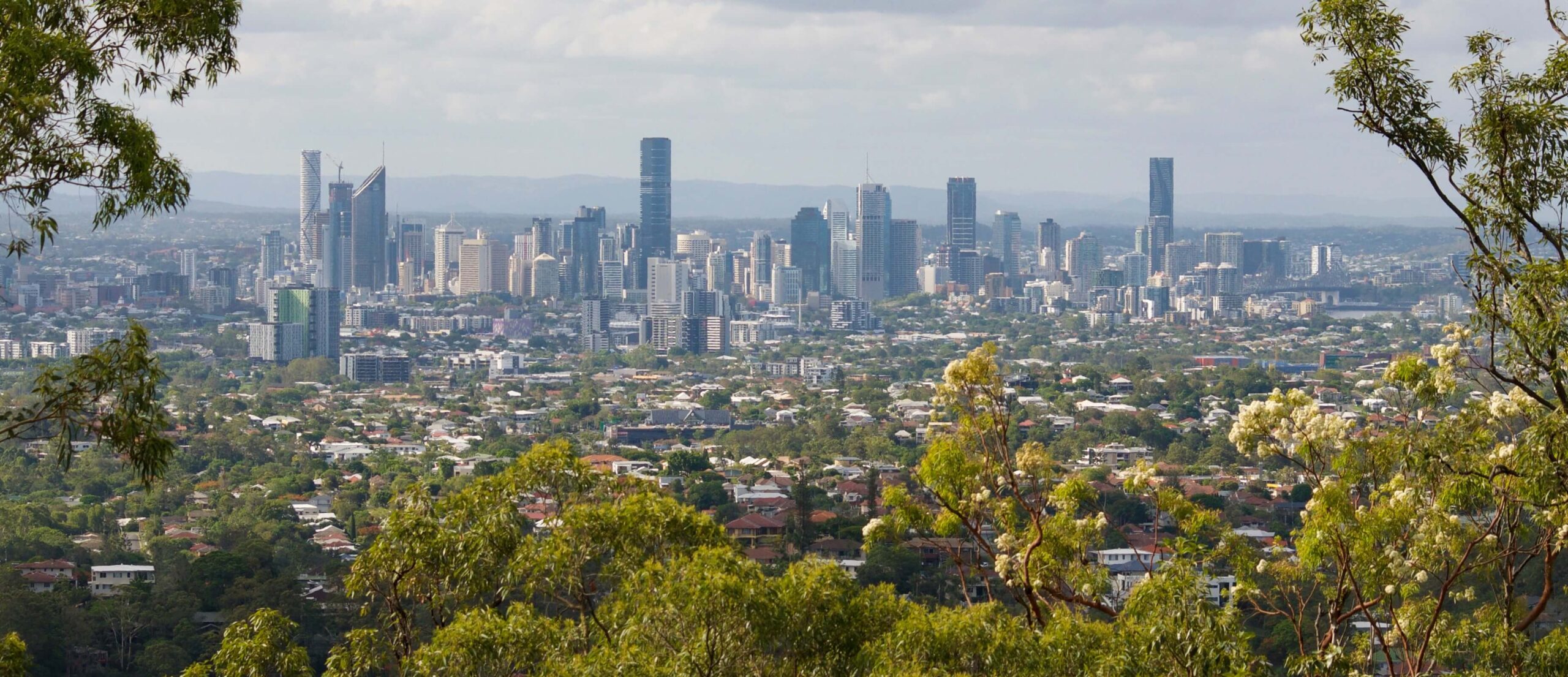 View of Brisbane's Southside from Mt Gravatt lookout