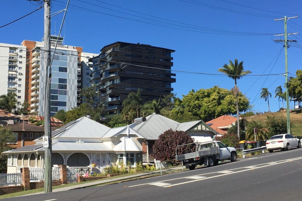 Highgate Hill mix of property types. Investigate buyer risks before purchasing properties.